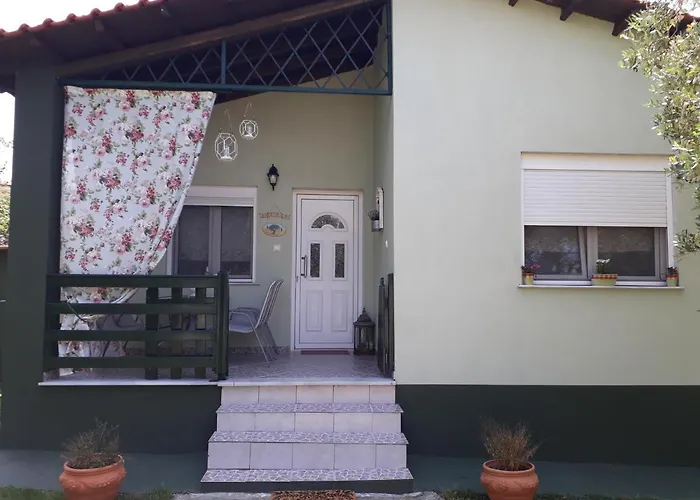 Elia Feriehus Skála Sotíros
